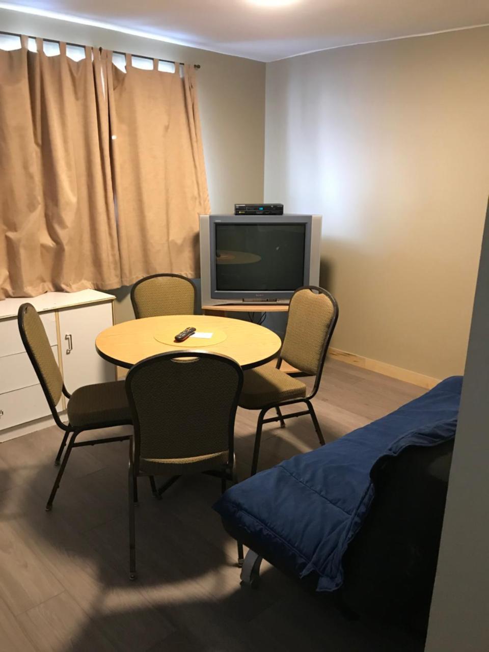 Motel La Siesta De Gascon Terrebonne Eksteriør billede
